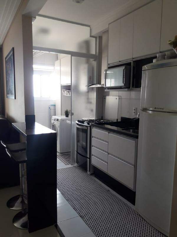 Apartamento à venda com 2 quartos, 66m² - Foto 11