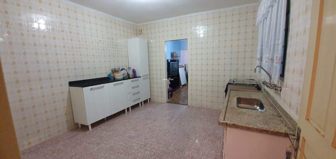 Casa à venda com 3 quartos, 150m² - Foto 8