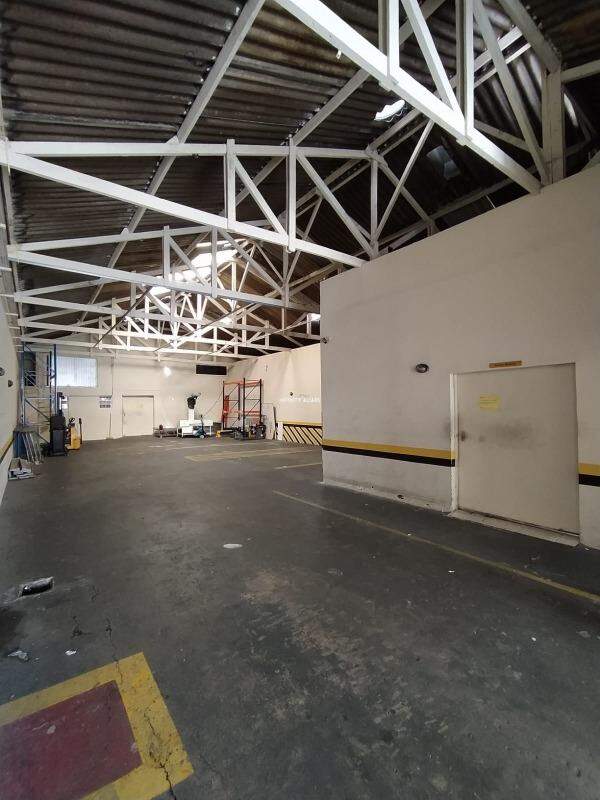 Prédio Inteiro à venda, 800m² - Foto 2