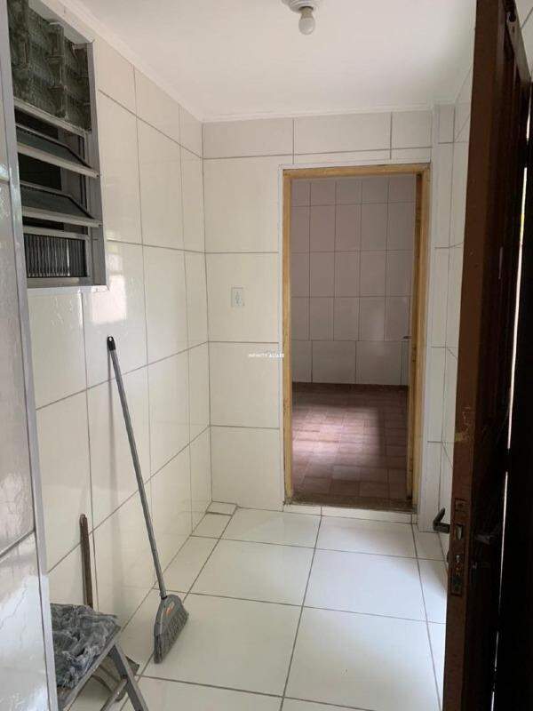 Casa à venda com 2 quartos, 147m² - Foto 20