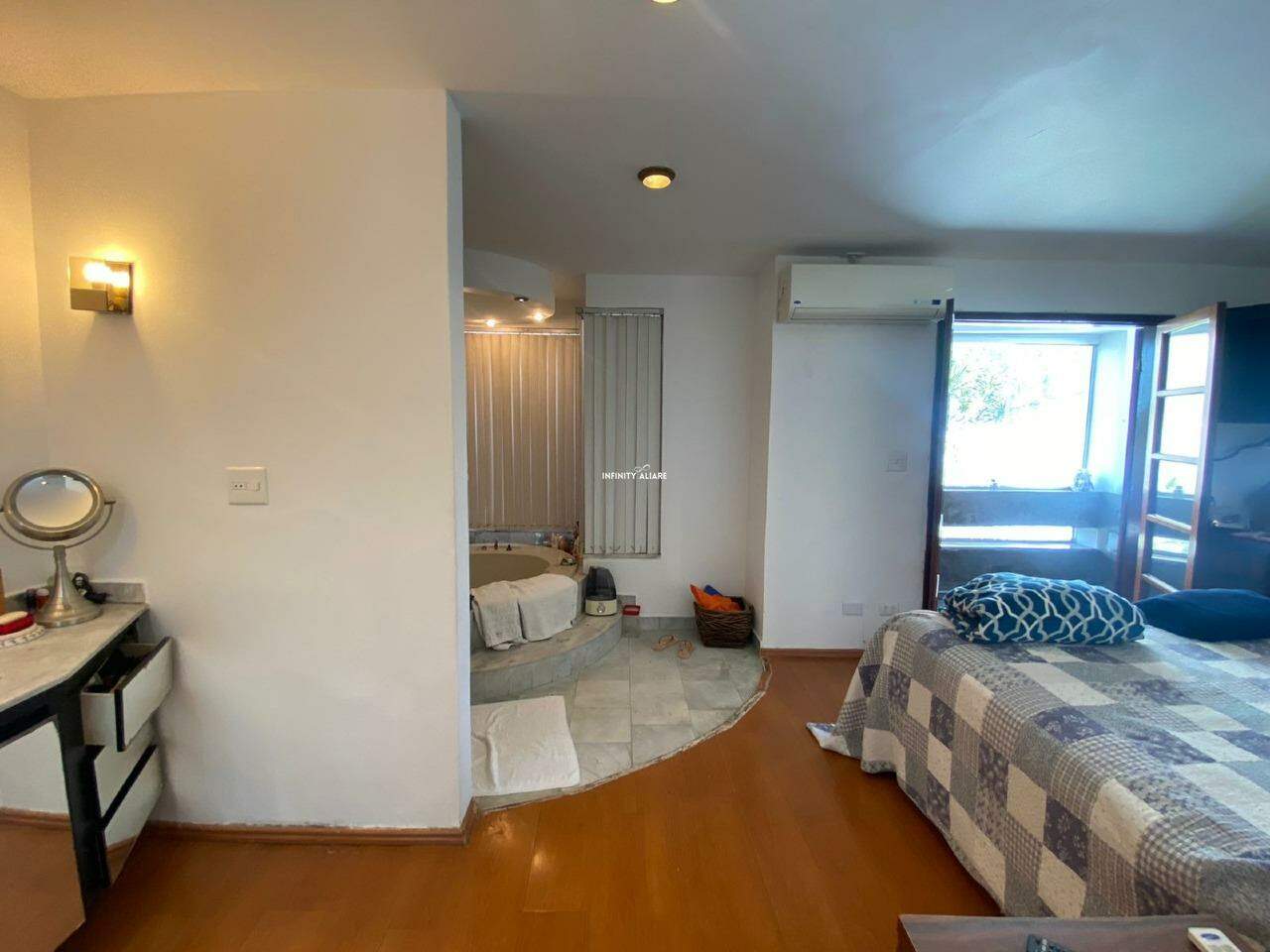 Casa à venda com 7 quartos, 350m² - Foto 10