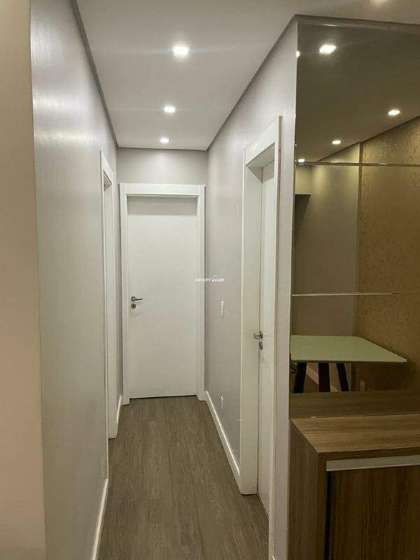 Apartamento à venda com 2 quartos, 67m² - Foto 10