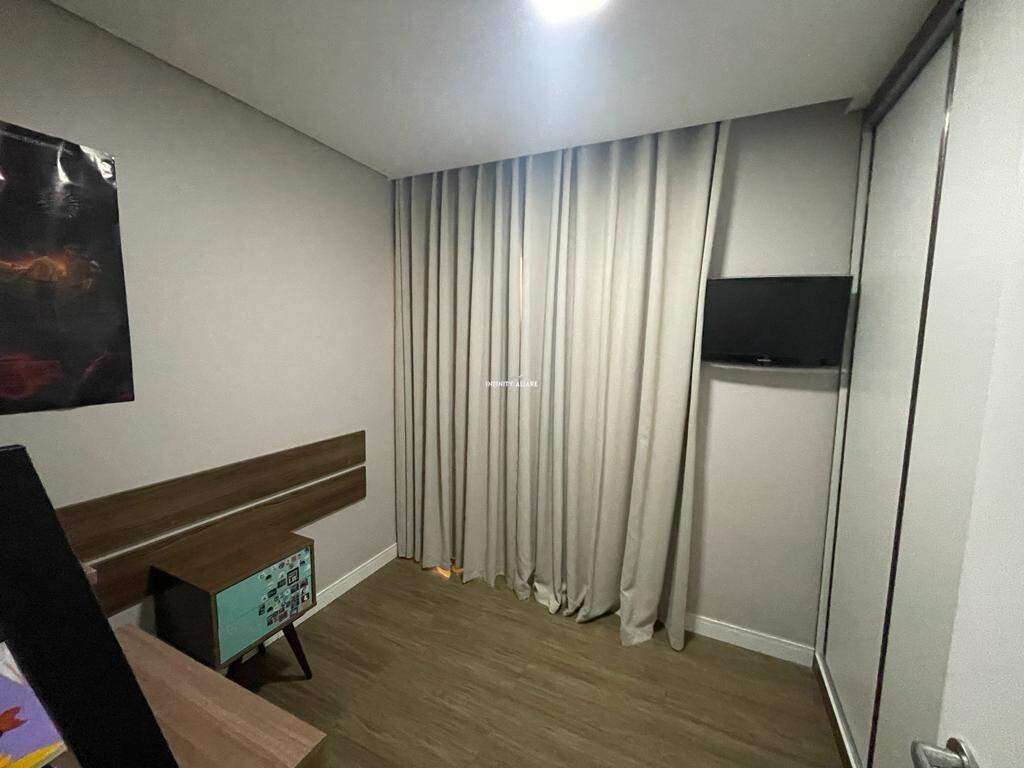 Apartamento à venda com 2 quartos, 67m² - Foto 9