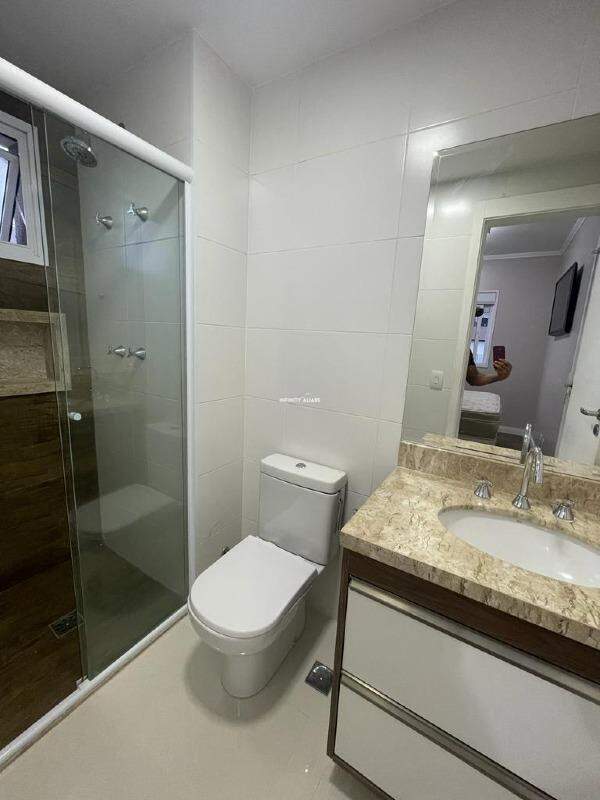 Apartamento à venda com 2 quartos, 67m² - Foto 22