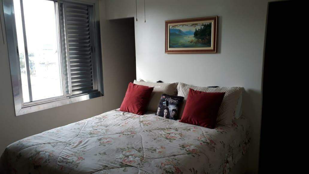 Apartamento à venda com 3 quartos, 130m² - Foto 13