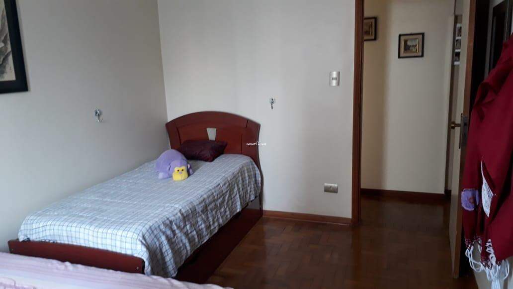 Apartamento à venda com 3 quartos, 130m² - Foto 12