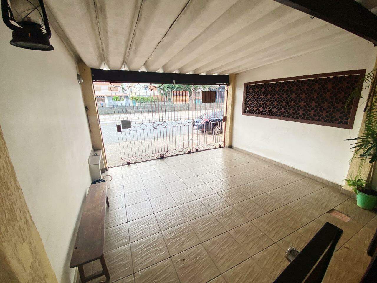 Casa à venda com 3 quartos, 220m² - Foto 11