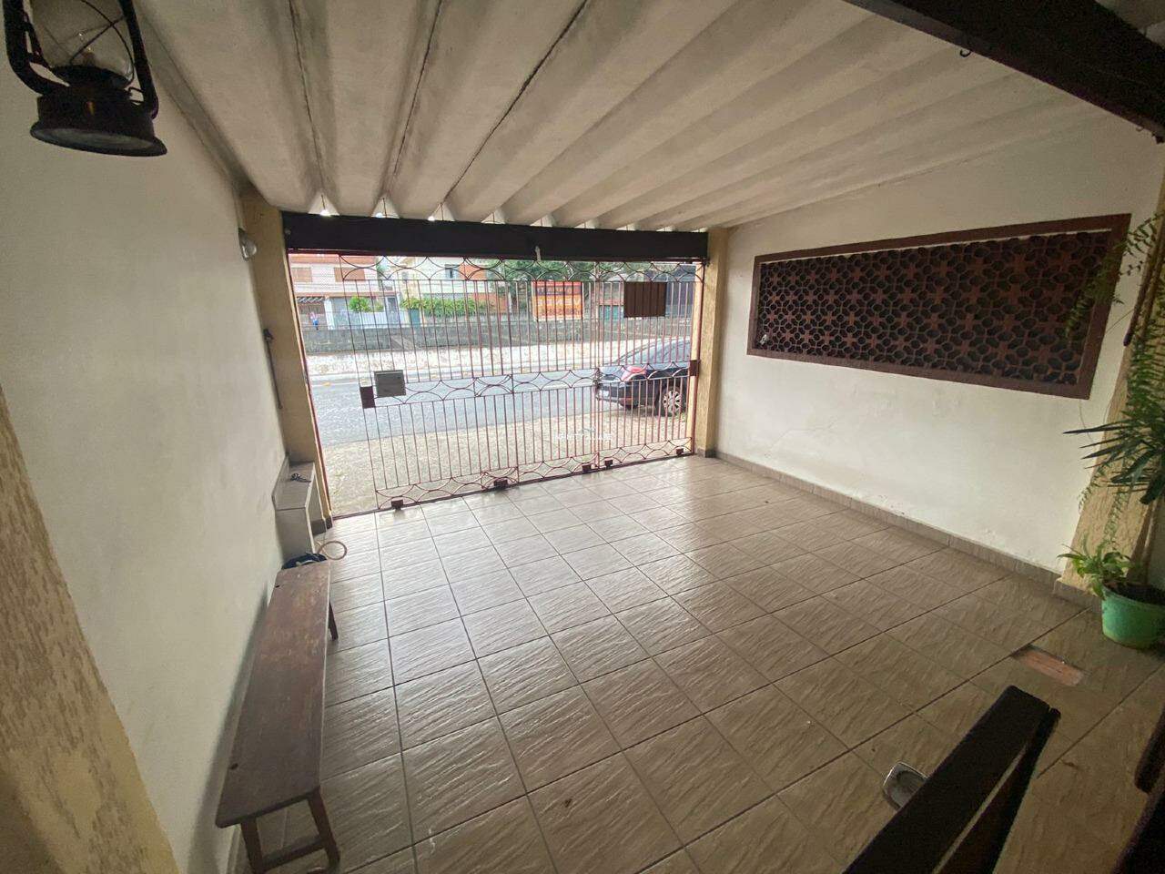 Casa para alugar com 3 quartos, 220m² - Foto 12