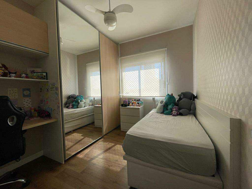 Apartamento à venda com 3 quartos, 103m² - Foto 4