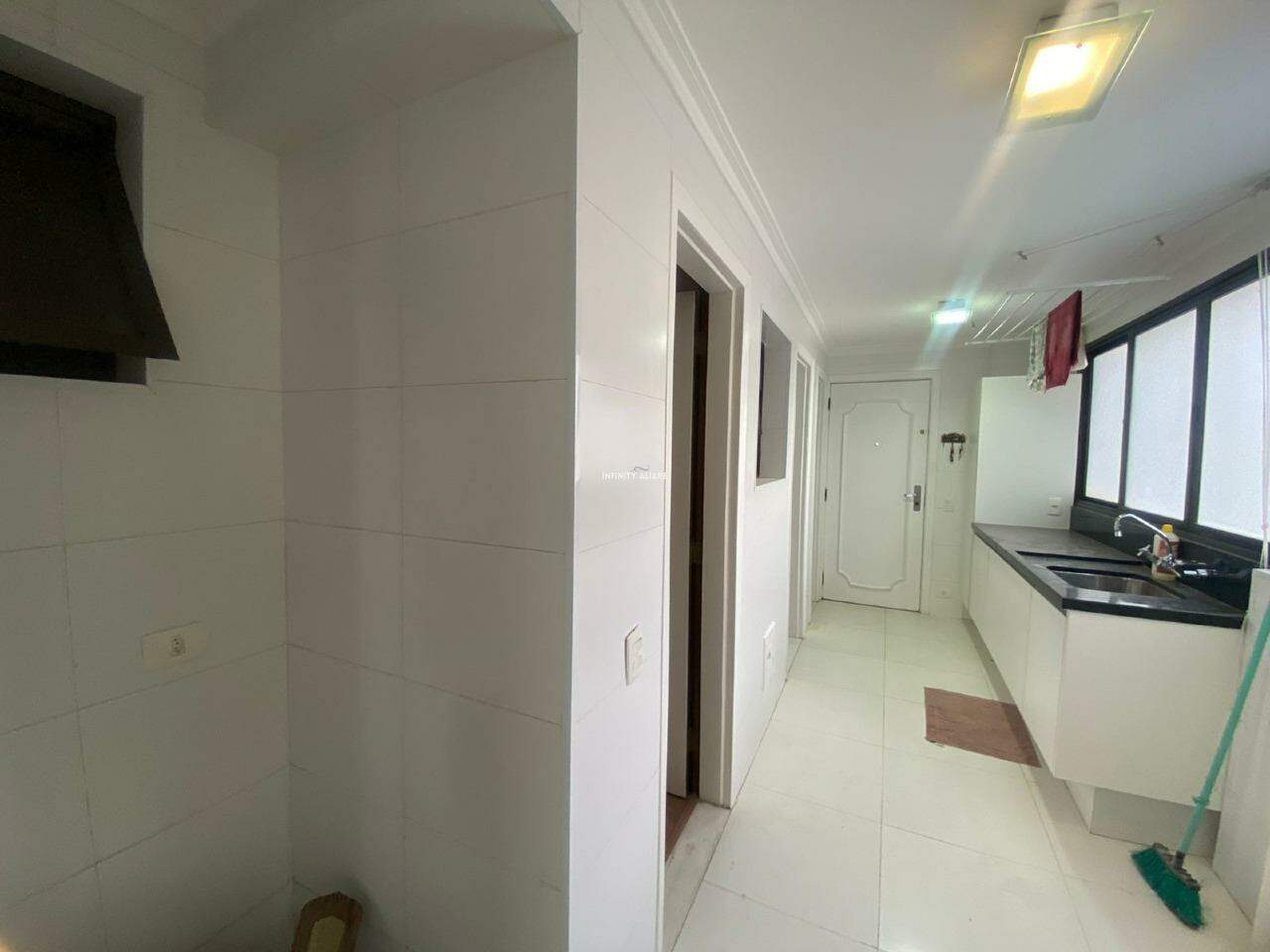 Apartamento à venda com 3 quartos, 190m² - Foto 24