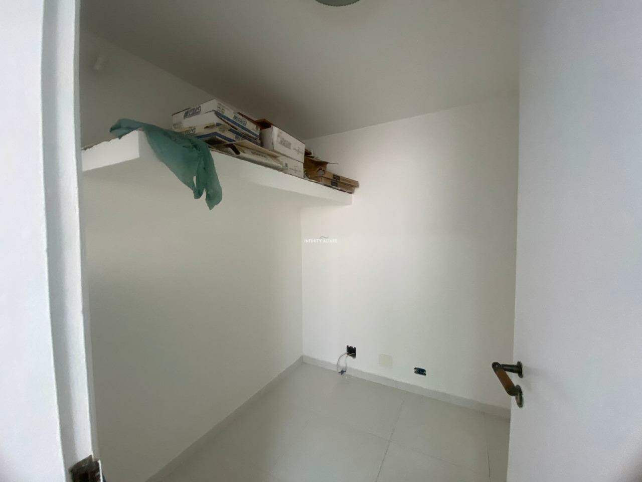 Apartamento à venda com 3 quartos, 190m² - Foto 28