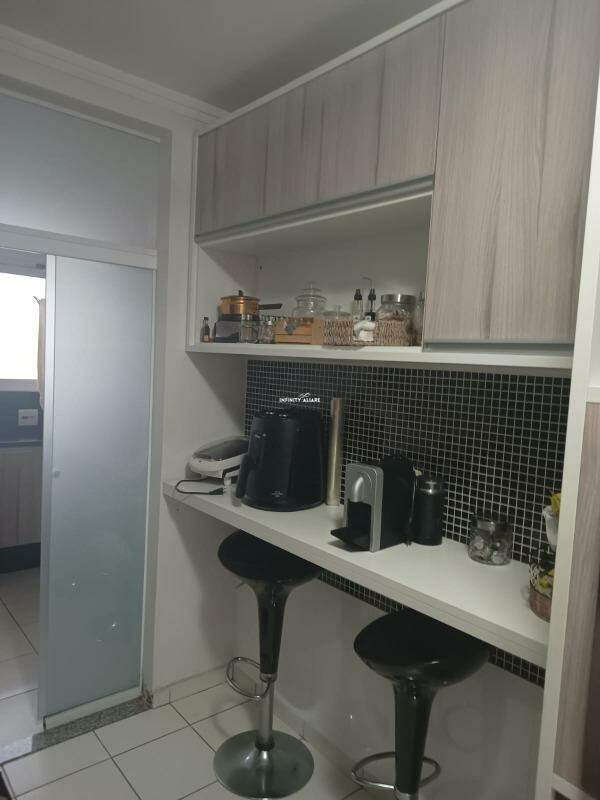 Apartamento à venda com 3 quartos, 115m² - Foto 16