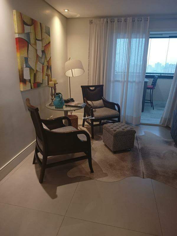 Apartamento à venda com 3 quartos, 115m² - Foto 9