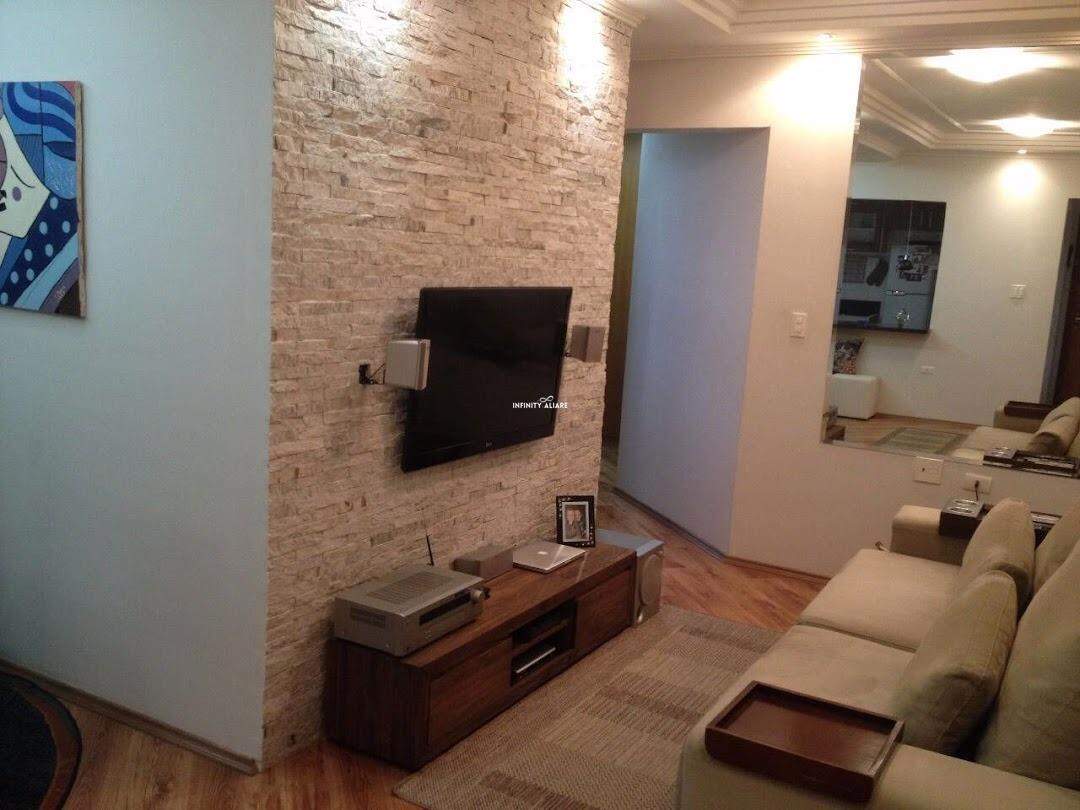 Apartamento à venda com 3 quartos, 107m² - Foto 1