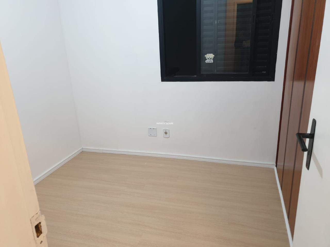 Apartamento à venda com 3 quartos, 70m² - Foto 4