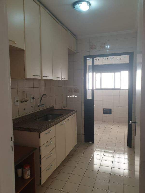 Apartamento à venda com 3 quartos, 70m² - Foto 14