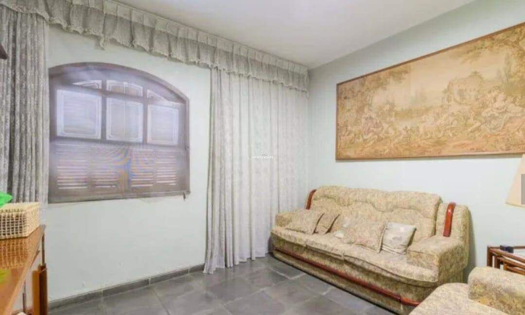 Casa para alugar com 5 quartos, 350m² - Foto 23