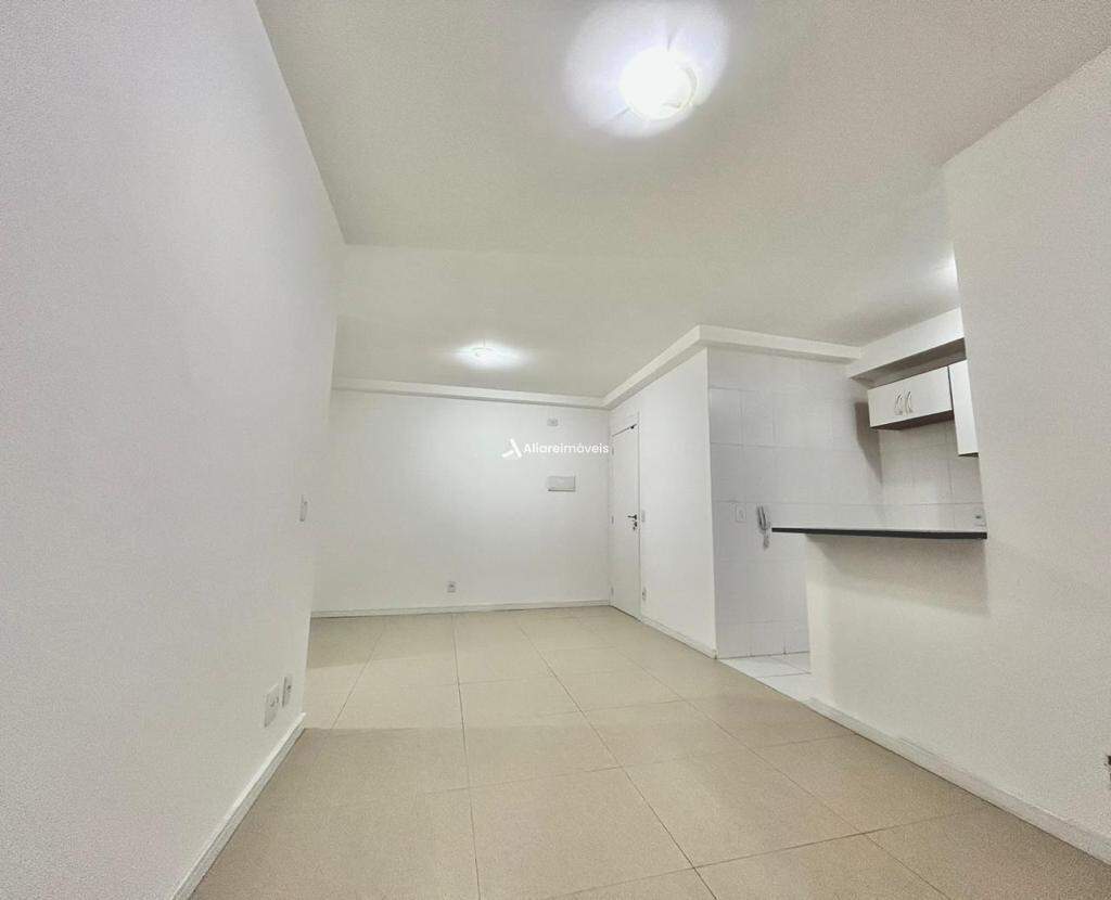 Apartamento à venda com 2 quartos, 69m² - Foto 13