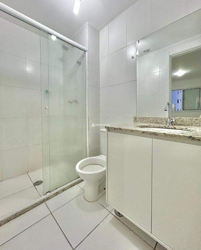 Apartamento à venda com 2 quartos, 69m² - Foto 11