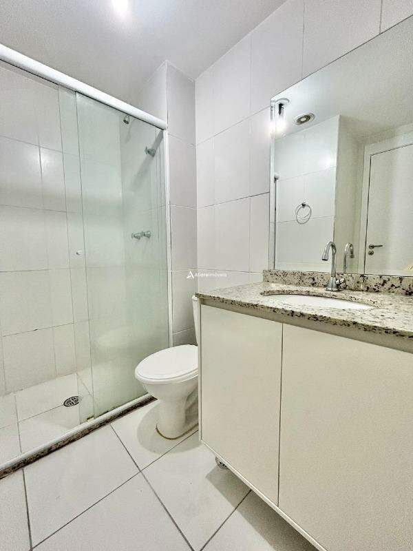 Apartamento à venda com 2 quartos, 69m² - Foto 6