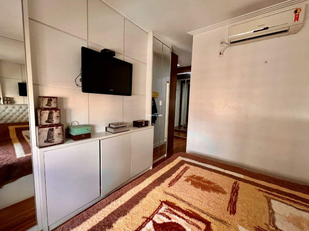 Apartamento à venda com 4 quartos, 184m² - Foto 11