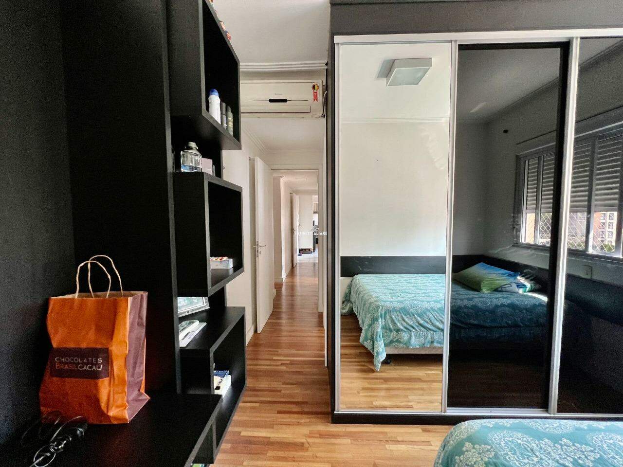 Apartamento à venda com 4 quartos, 184m² - Foto 26