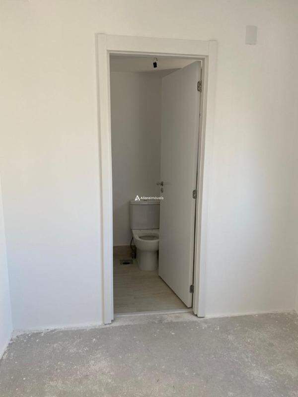 Apartamento à venda com 3 quartos, 147m² - Foto 8