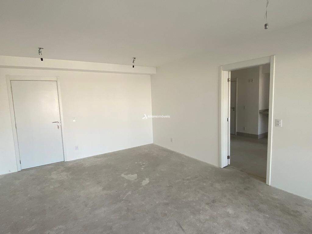 Apartamento à venda com 3 quartos, 147m² - Foto 6