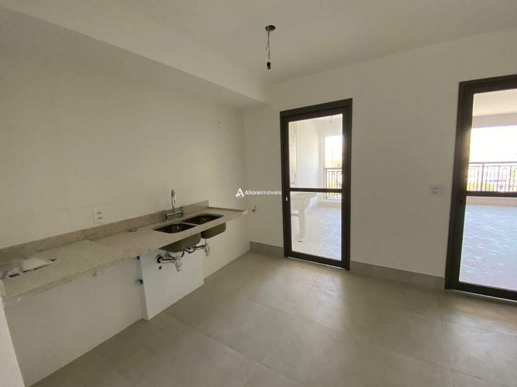 Apartamento à venda com 3 quartos, 147m² - Foto 10