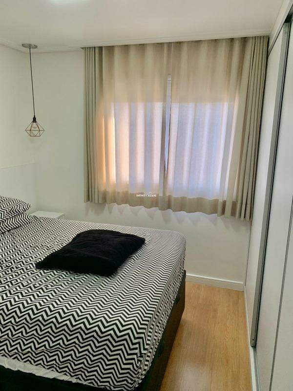 Apartamento à venda com 2 quartos, 61m² - Foto 8