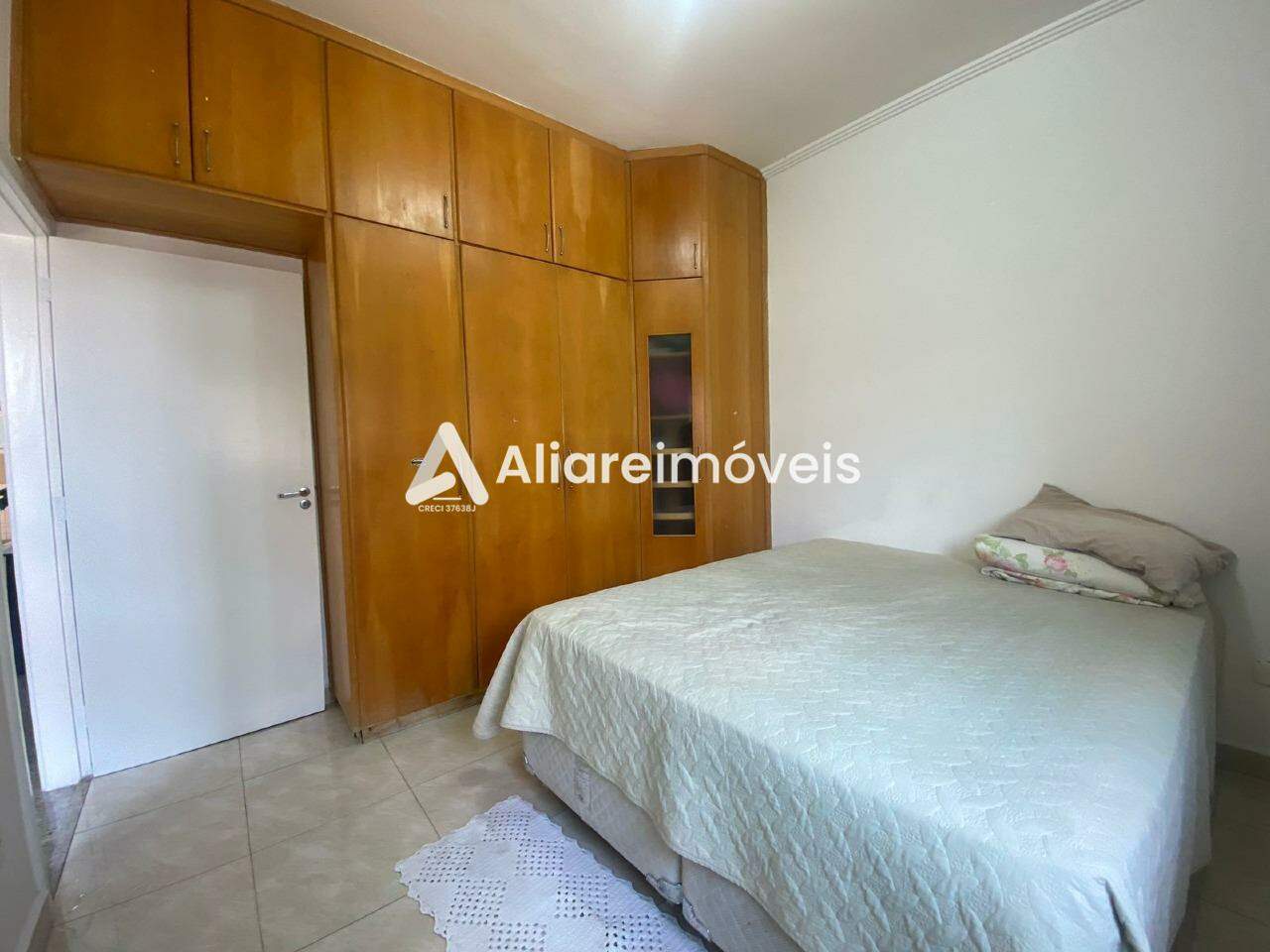 Casa à venda com 3 quartos, 370m² - Foto 30