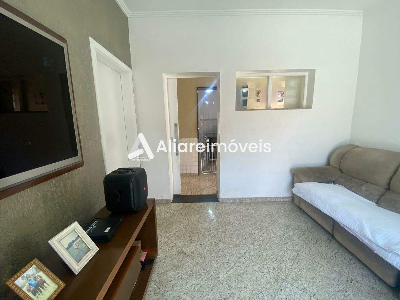 Casa à venda com 3 quartos, 370m² - Foto 28