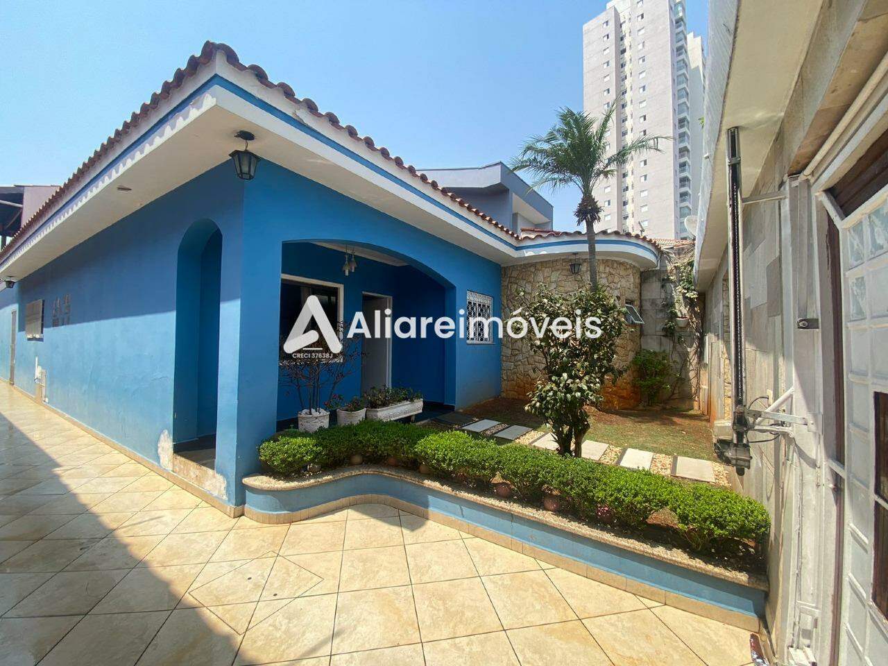 Casa à venda com 3 quartos, 370m² - Foto 3