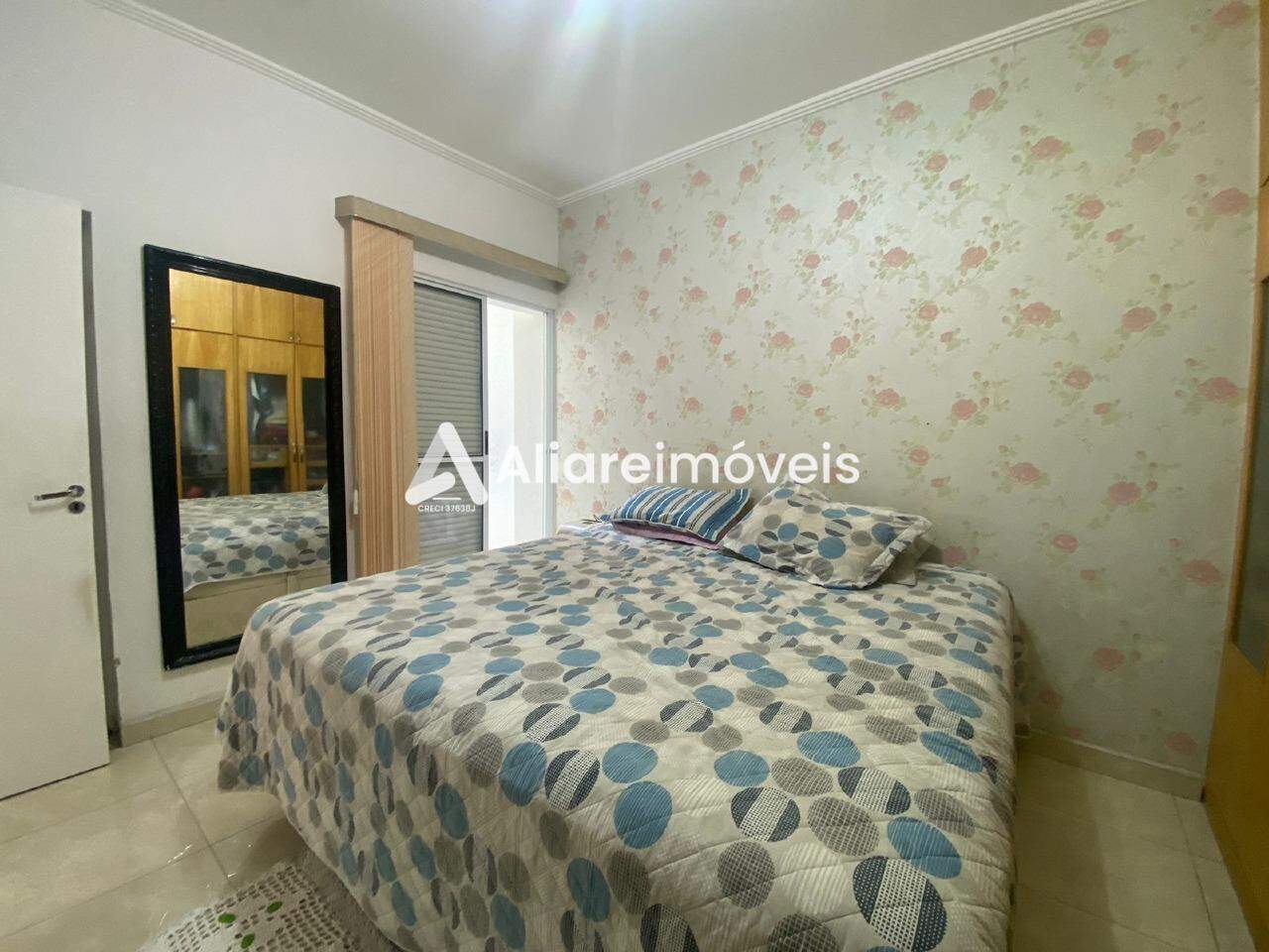 Casa à venda com 3 quartos, 370m² - Foto 27