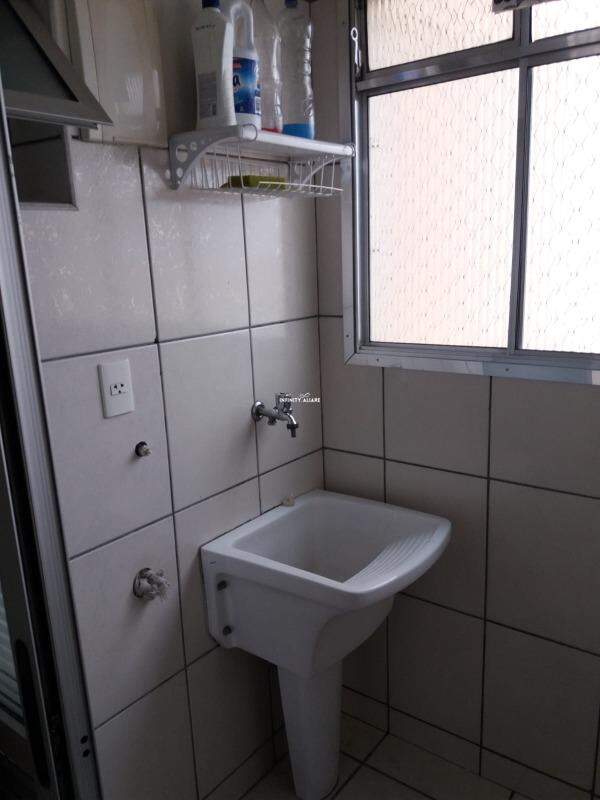 Apartamento à venda com 3 quartos, 65m² - Foto 3