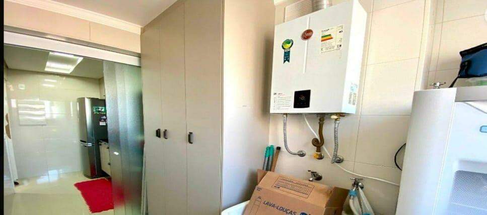 Apartamento à venda com 2 quartos, 62m² - Foto 4