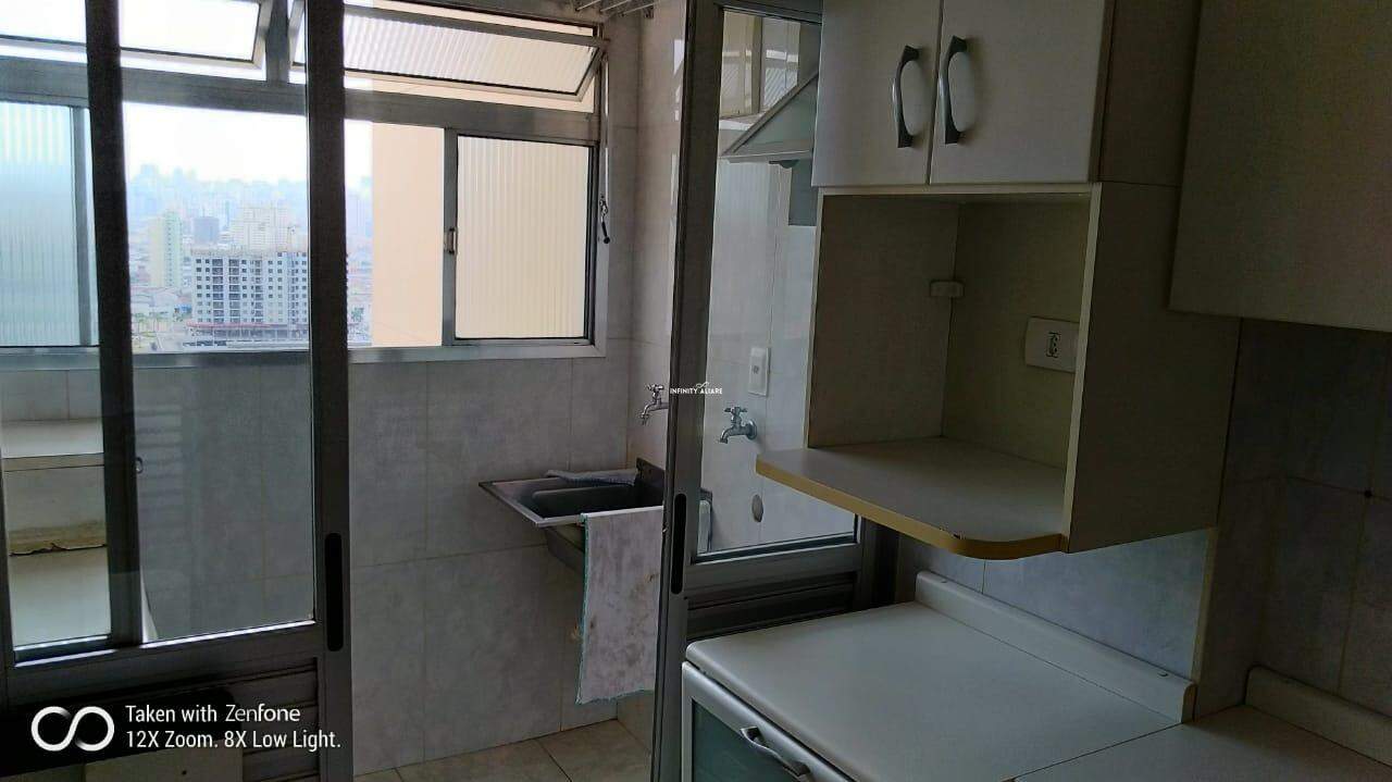 Apartamento à venda com 3 quartos, 65m² - Foto 2