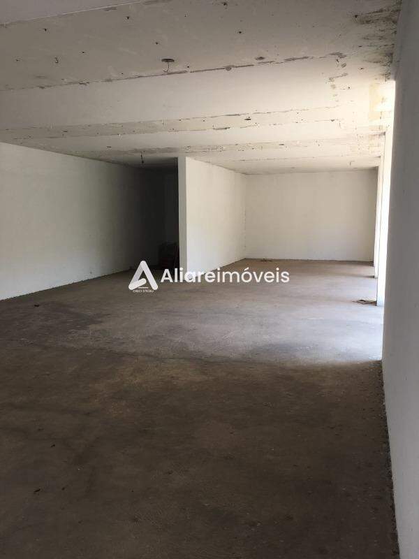 Casa para alugar com 5 quartos, 1000m² - Foto 5