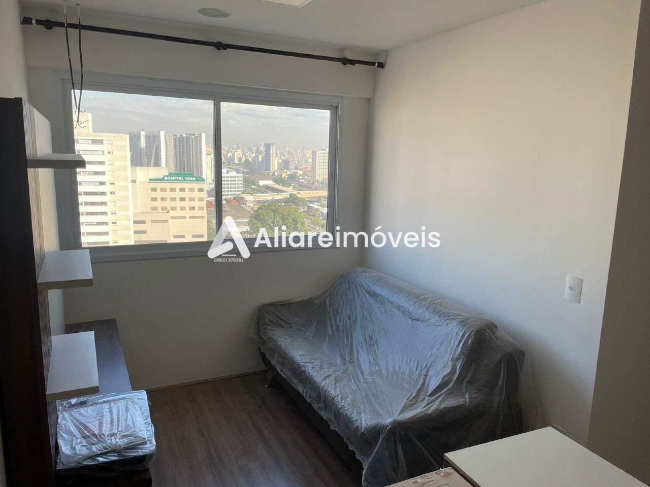 Apartamento à venda com 2 quartos, 38m² - Foto 2