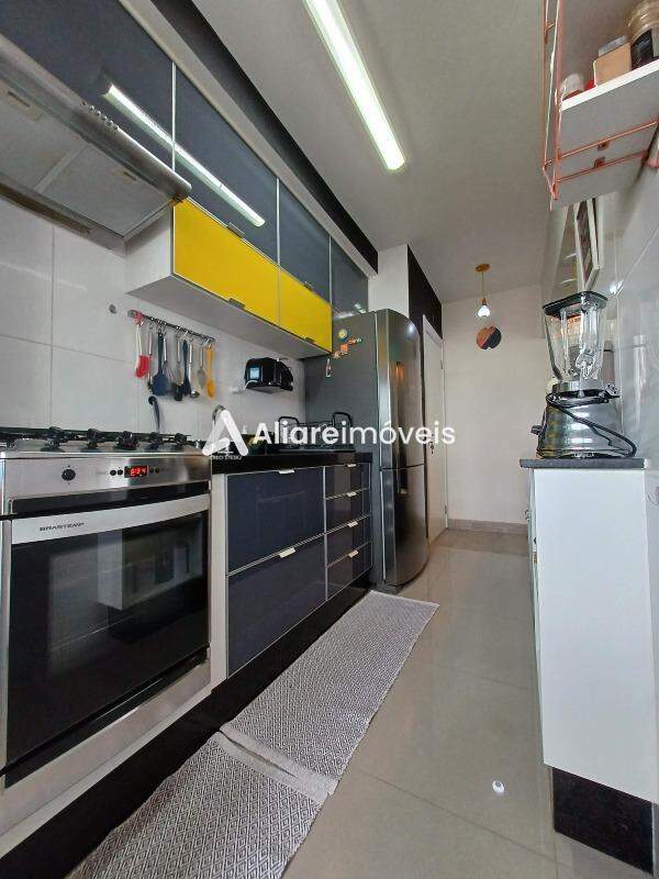 Apartamento à venda com 3 quartos, 79m² - Foto 9