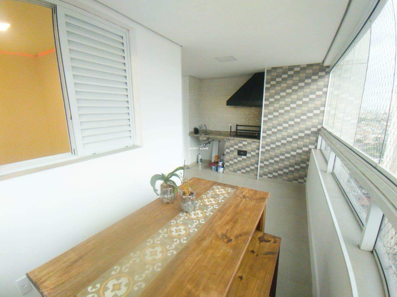 Apartamento à venda com 3 quartos, 75m² - Foto 1