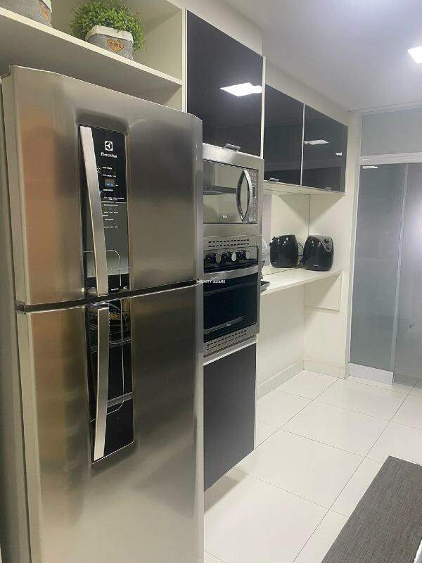 Apartamento à venda com 3 quartos, 115m² - Foto 11