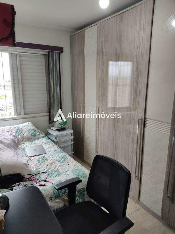 Apartamento à venda com 3 quartos, 79m² - Foto 13