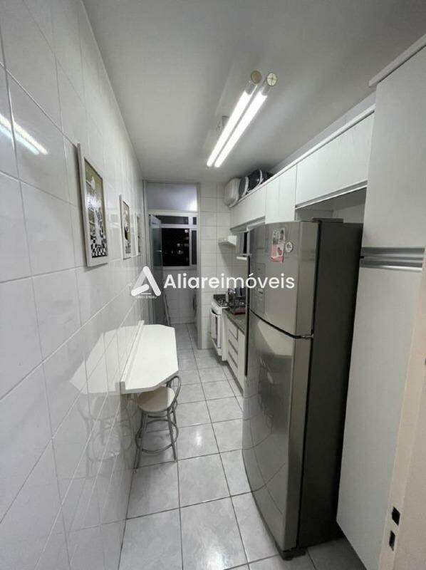 Apartamento para alugar com 2 quartos, 50m² - Foto 5