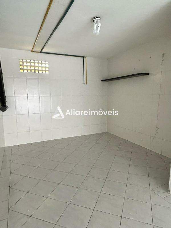 Casa para alugar com 2 quartos, 127m² - Foto 24