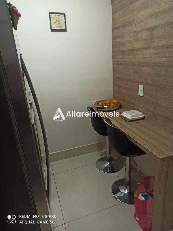 Apartamento à venda com 2 quartos, 100m² - Foto 5