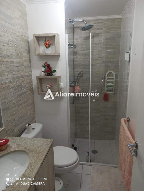 Apartamento à venda com 2 quartos, 100m² - Foto 17