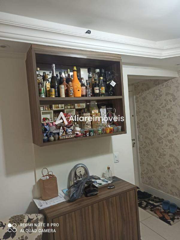 Apartamento à venda com 2 quartos, 100m² - Foto 11