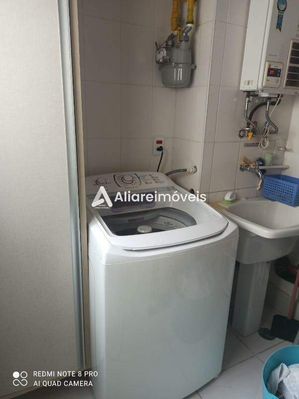 Apartamento à venda com 2 quartos, 100m² - Foto 7