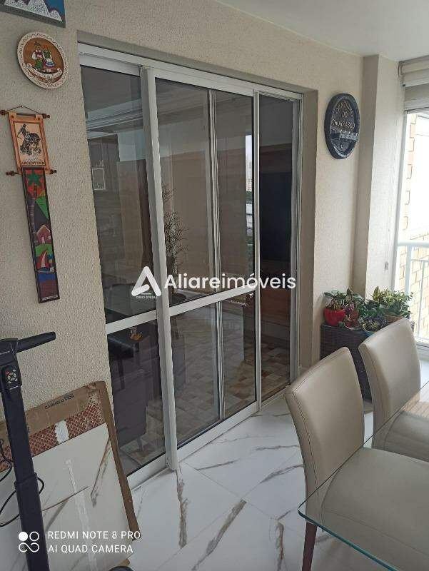 Apartamento à venda com 2 quartos, 100m² - Foto 9